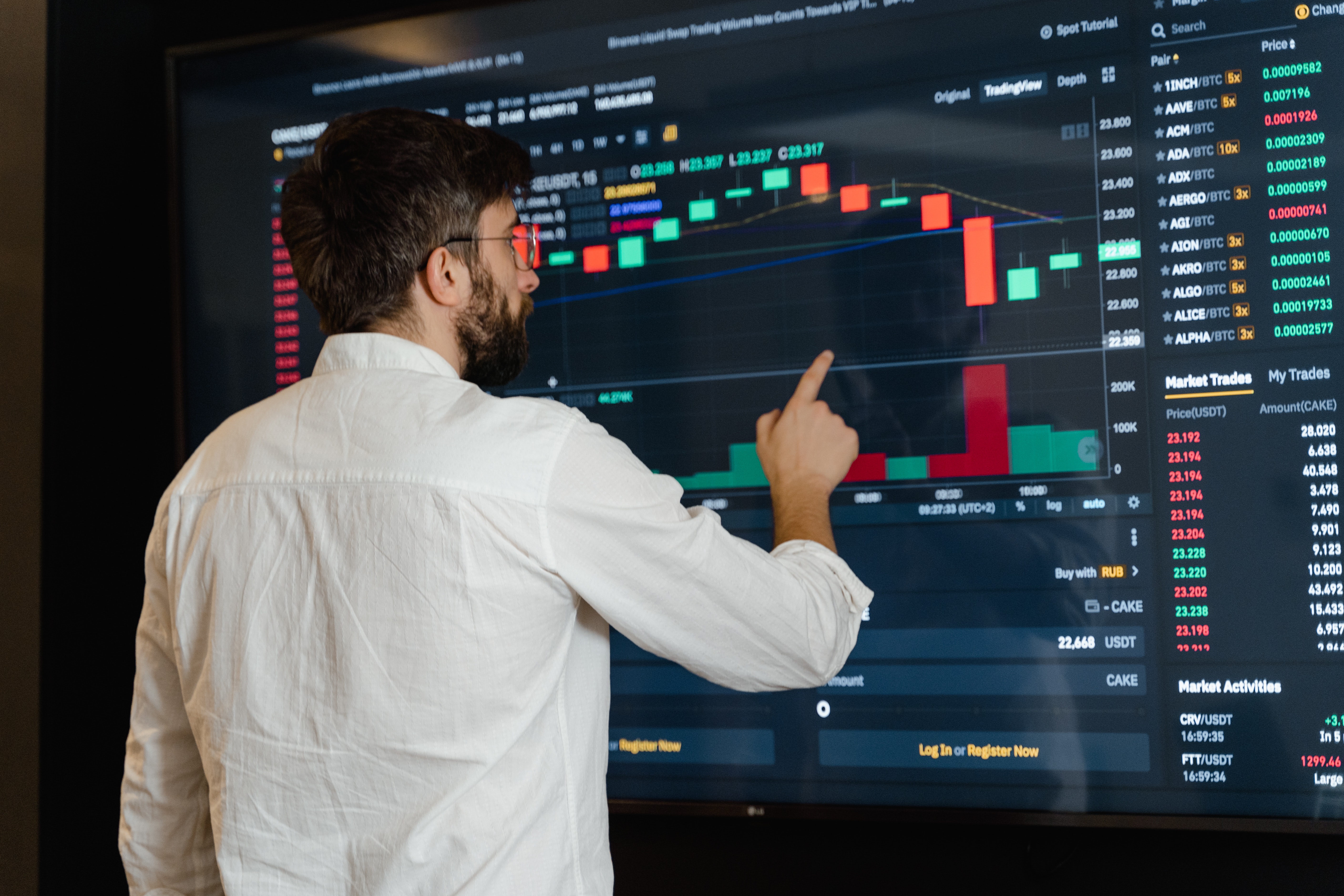 Asian Recycled PET Prices Slide on Sluggish Buying  | Lower regional offer prices heard steady  | Lower freight rates encourage some buyers