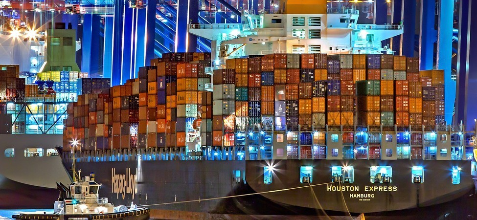 India Methanol: Thin spot discussions amid uncertain trade environment / India methanol falls as buyers delay Sep purchases / Prompt ex-tank prices hover around Rupees 53-54/kg / India-China spread stands at $174/mt