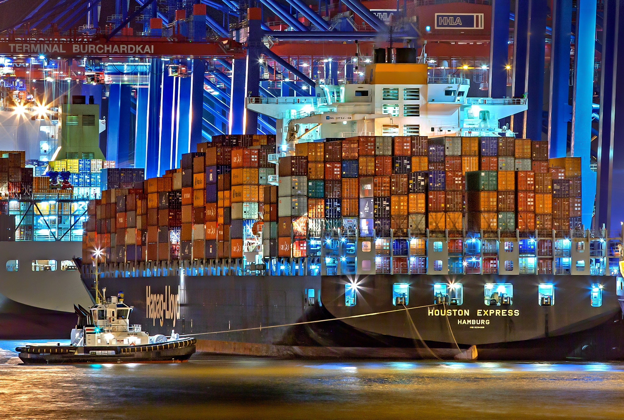 Asian Recycled PET: Prices stable amid thin trade  / R-PET resin recyclers hit by US tariff  / Poor recycling adoption in Asia